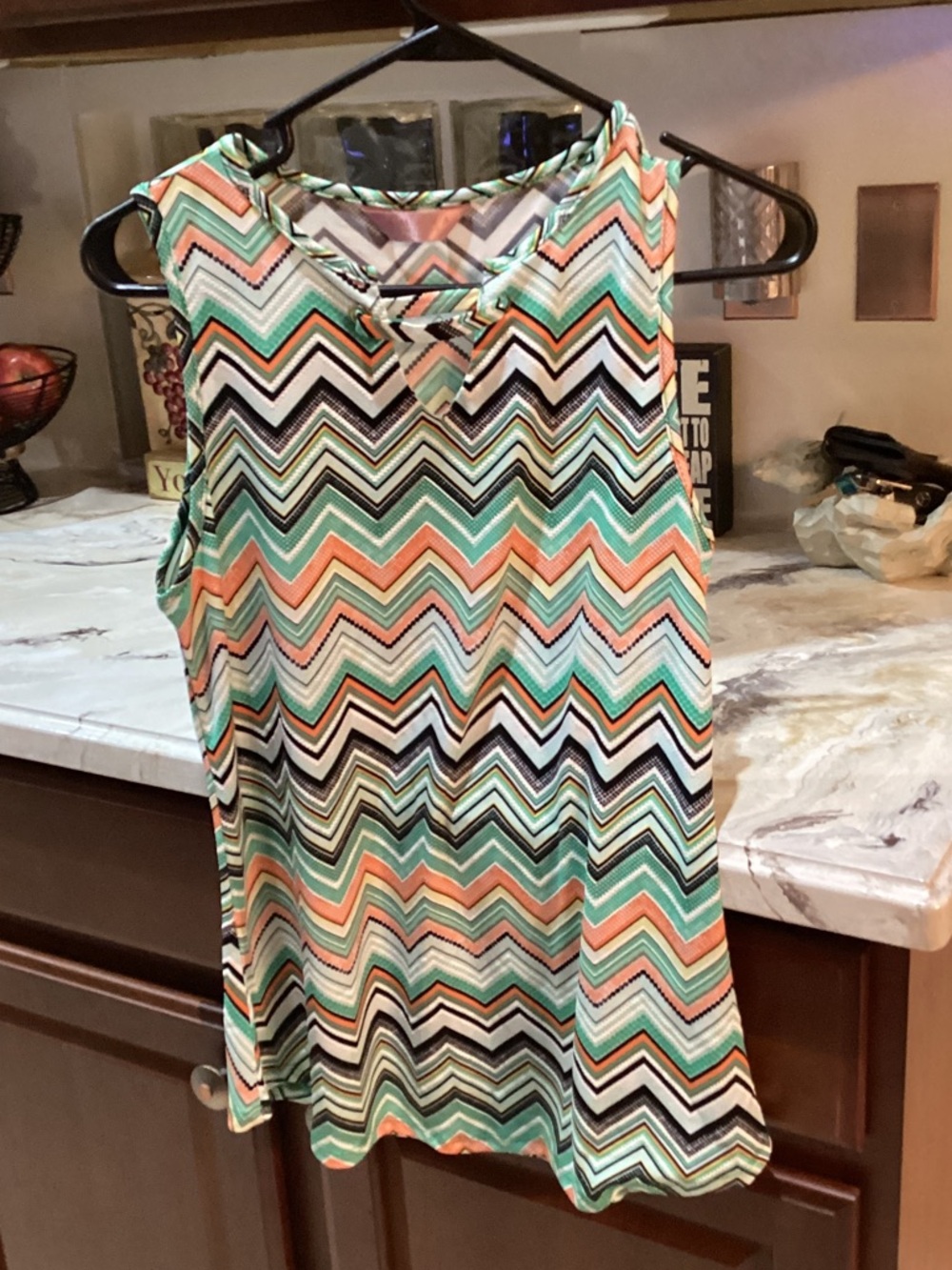 Sleeveless Chevron Print Camisole in Mint, Coral & Black